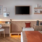 Burdigala By Inwood فندق