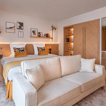Hotel Burdigala 5*