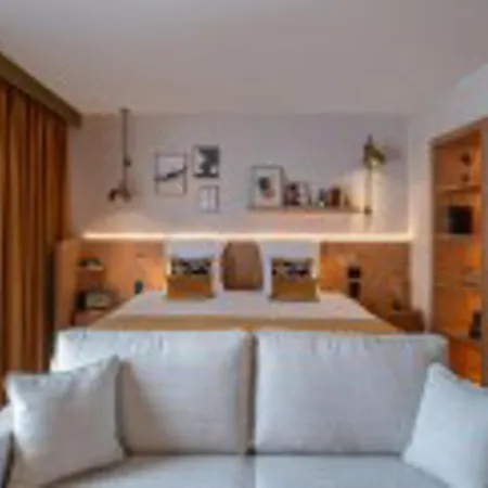 호텔 Burdigala By Inwood 5*