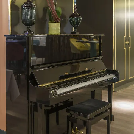 호텔 Burdigala By Inwood 5*